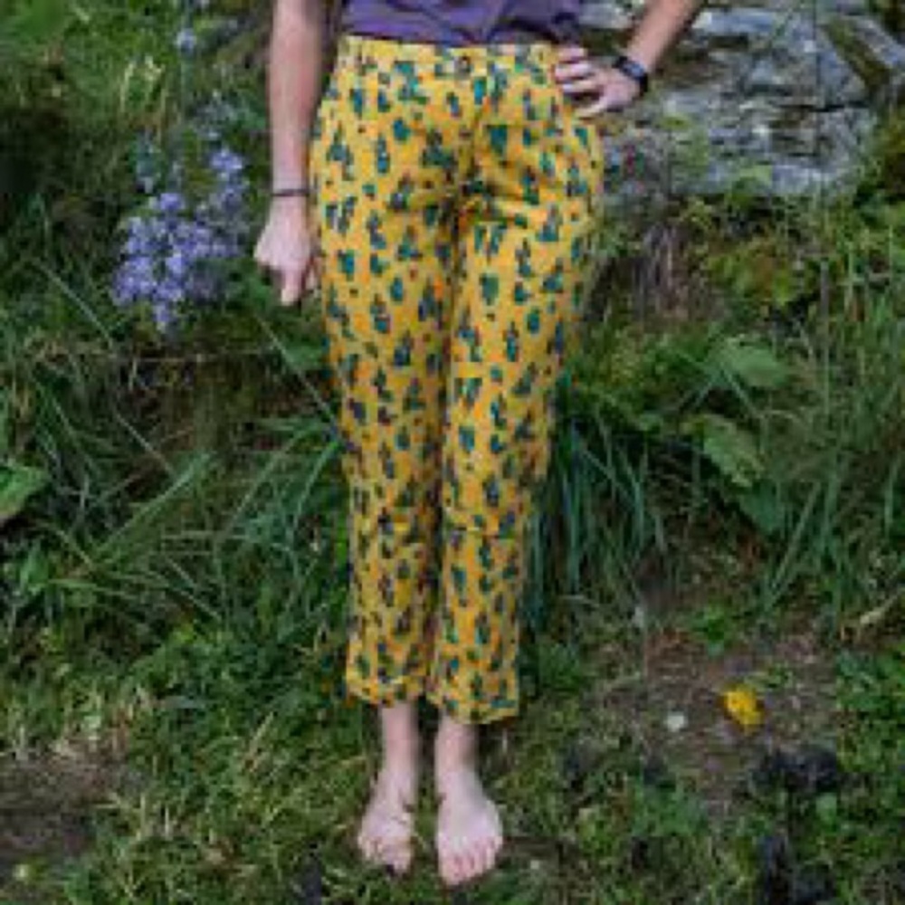 ModCloth “Treasured Perspective” Cropped Cactus Pants - Large